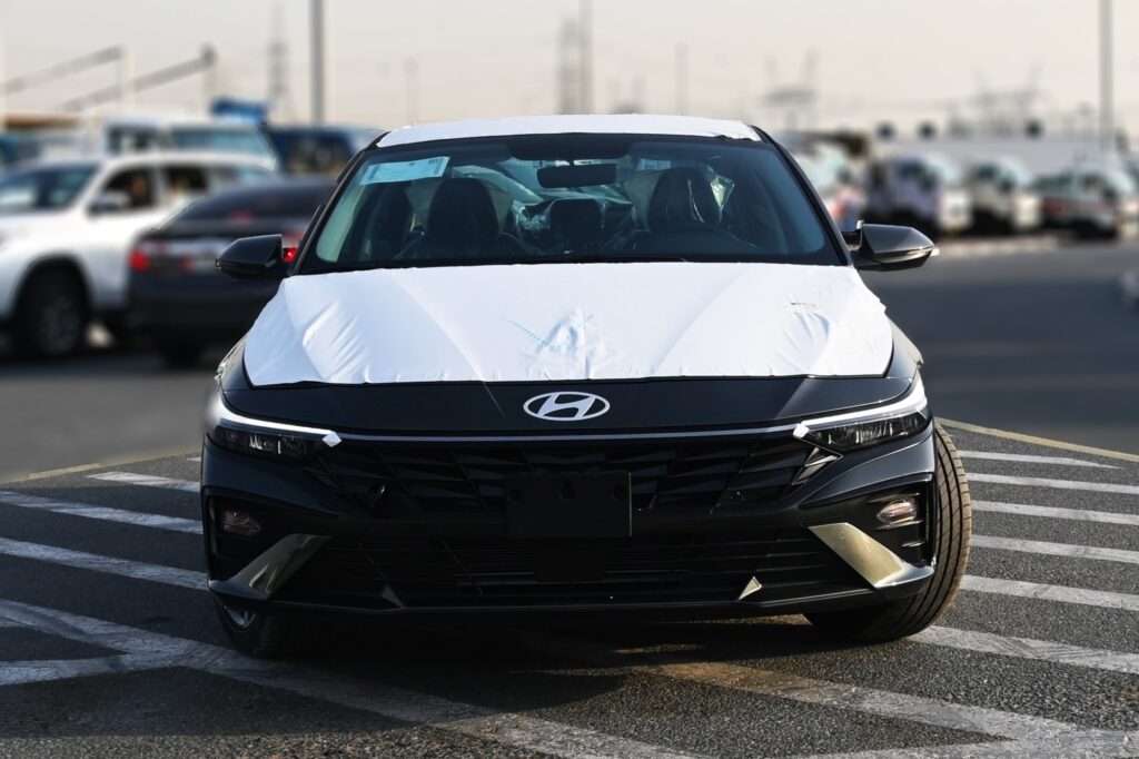 Hyundai Elantra 2024